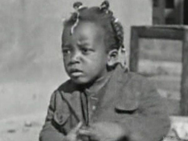 Allen Hoskins in Official Officers (1925)
