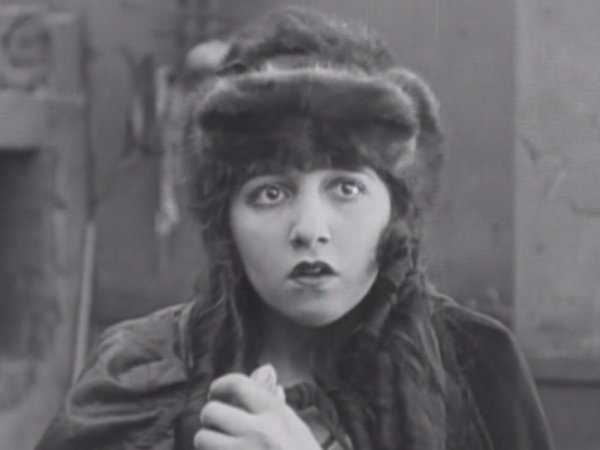 Bebe Daniels in A Sammy In Siberia (1919)
