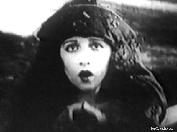 Bebe Daniels in Chop Suey And Company (1919)