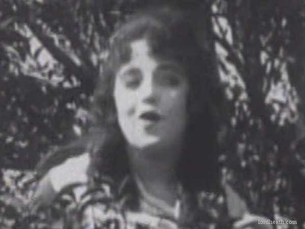 Bebe Daniels in Lonesome Luke, Messenger (1917)