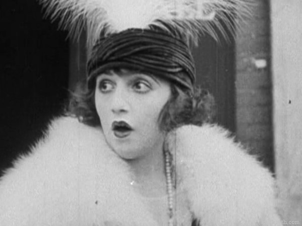 Bebe Daniels in Ring Up The Curtain (1919)