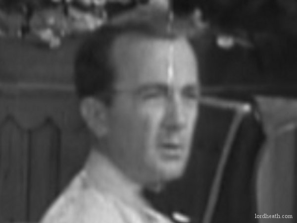 Billy Bletcher in Three Chumps Ahead (1934)