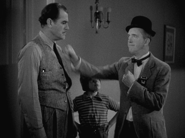 Harry Woods, Tommy Bond and Stan Laurel in Block-Heads (1938)