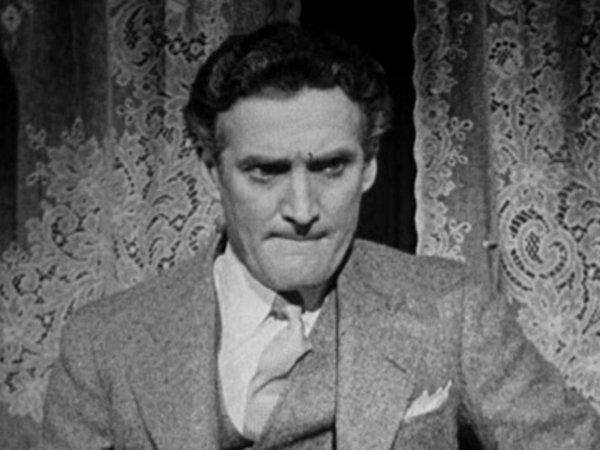 Bobby Burns in The Laurel-Hardy Murder Case (1930)