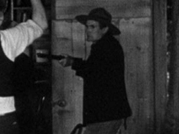 Bobby Burns in Them Thar Hills (1934)