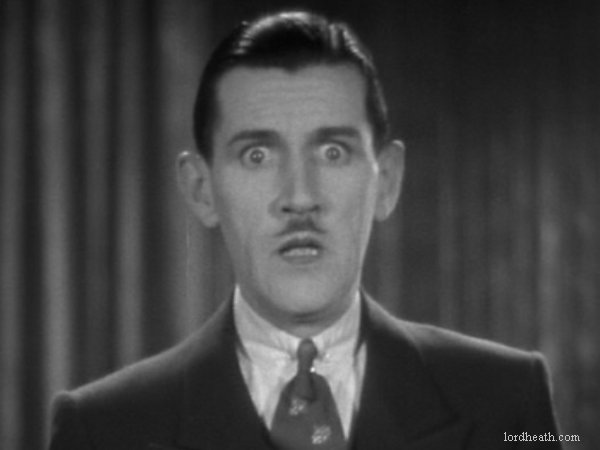 Charley Chase in Looser Than Loose (1930)