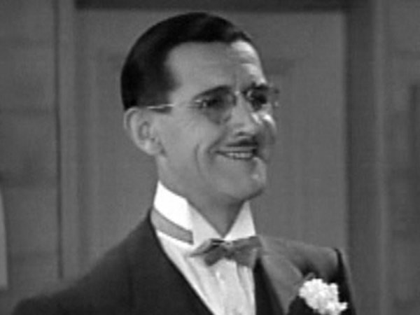 Charley Chase in Luncheon At Twelve (1933)