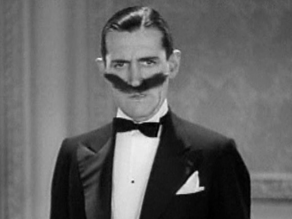 Charley Chase in Manhattan Monkey Business (1935) DVD screencapture - Lord Heath - Laurel & Hardy - Another Nice Mess - http://www.lordheath.com/
