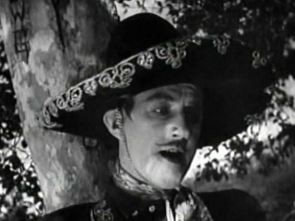 Charley Chase in The Tabasco Kid (1932)
