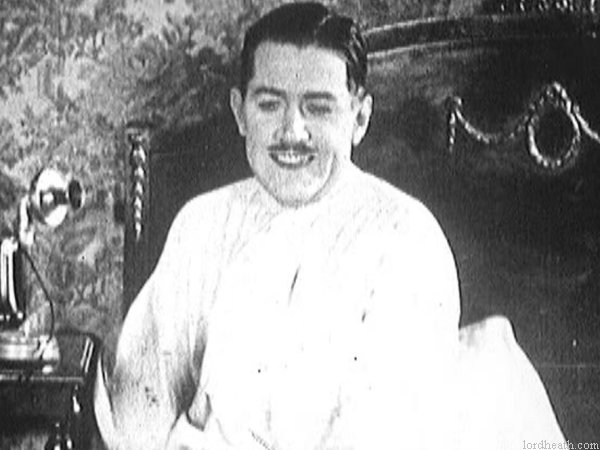 Charley Chase in Don't Forget (1924)