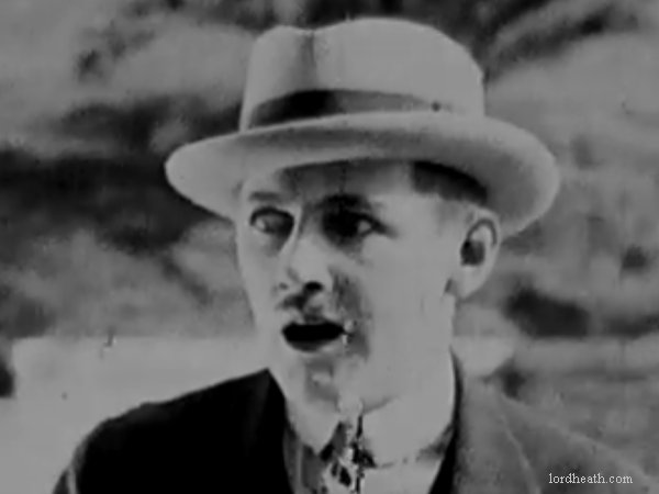 Charley Chase in Plain And Fancy Girls (1925)