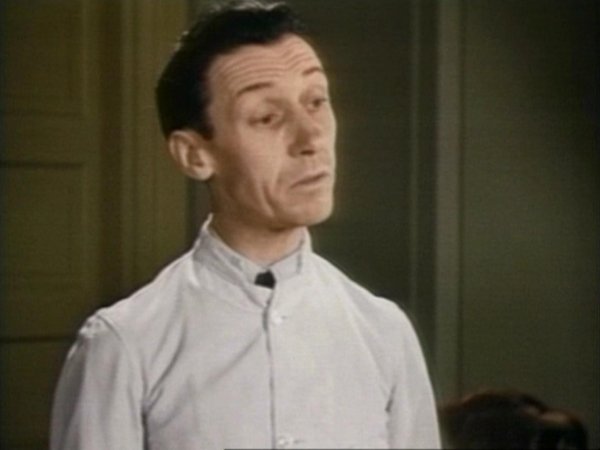 Charley Rogers in Pack Up Your Troubles