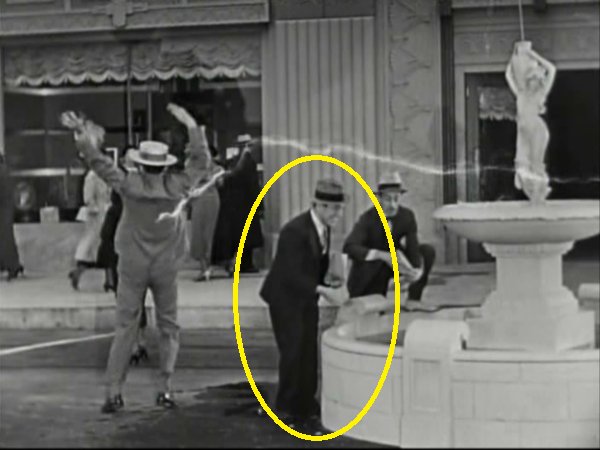 Charlie Hall in Another Wild Idea (1934)