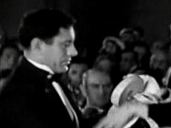 Charlie Hall in Beauty And The Bus (1933) DVD screencapture - Lord Heath - Laurel & Hardy - Another Nice Mess - http://www.lordheath.com/