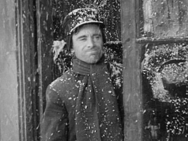 Charlie Hall in Below Zero