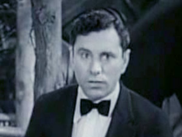 Charlie Hall in Rhapsody In Brew (1934)