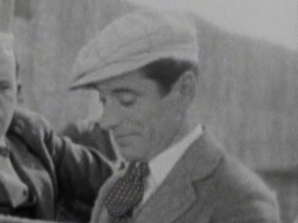 Charlie Hall in A Pair Of Tights (1929)