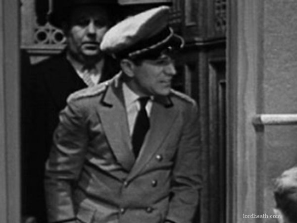 Charlie Hall in Mike Fright (1934)