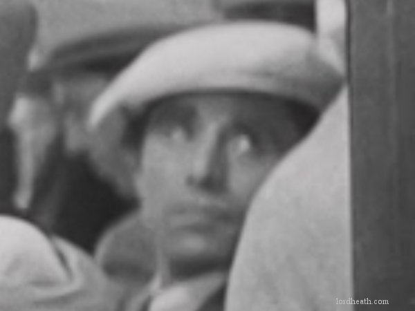 Charlie Hall in Snappy Sneezer (1929)