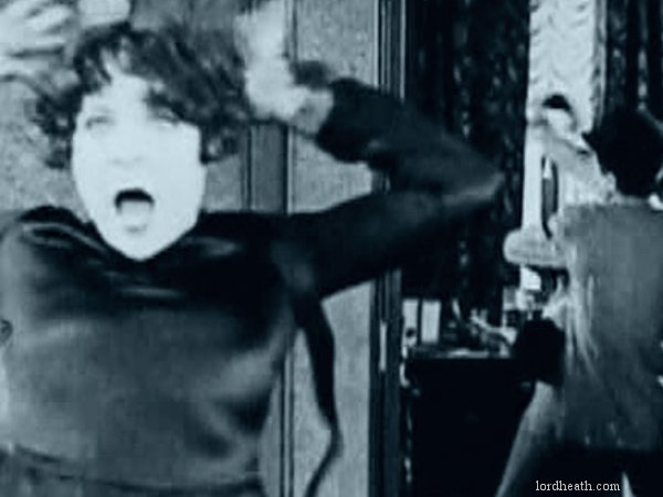 Clara Guiol in Dizzy Daddies (1925)