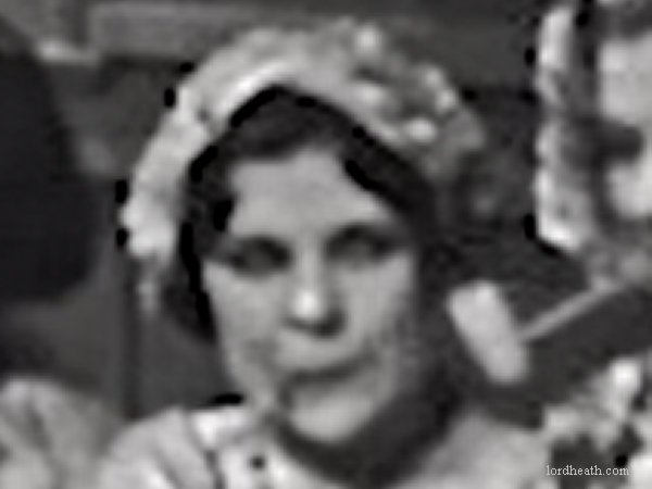 Clara Guiol in One Of The Smiths (1931)