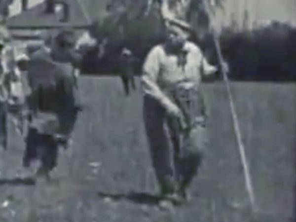 Dee Lampton in An Enemy Of Soap (1918)