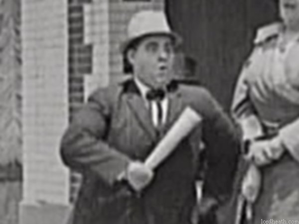 Dee Lampton in Swing Your Partners (1918)
