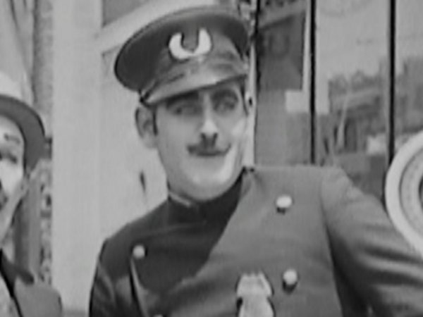 Eddie Baker in A Man About Town (1923)