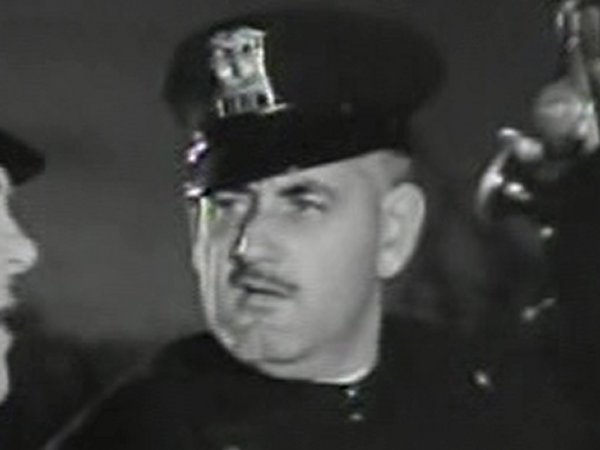 Eddie Baker in Wreckety Wrecks (1933)