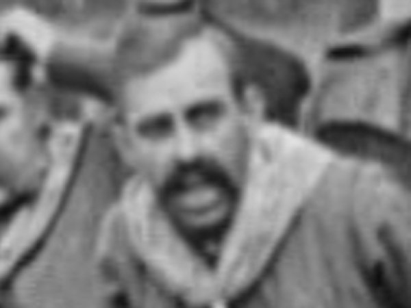 Fred C. Newmeyer in Two-Gun Gussie (1918)