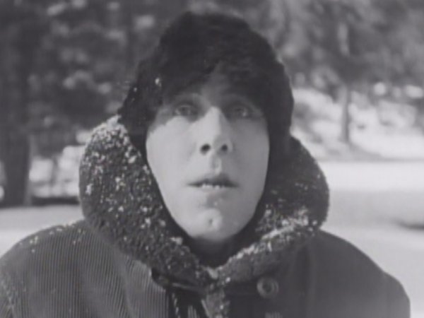 Fred C. Newmeyer in A Sammy In Siberia (1919)