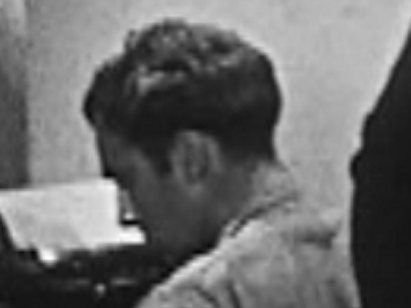 Gordon Douglas in Los Presidiarios (1931)