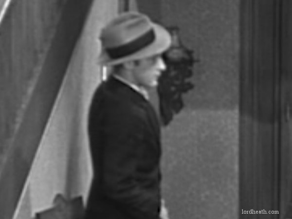 Gordon Douglas in The Panic Is On (1931)