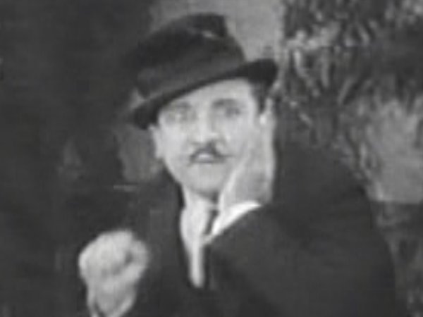 Jerry Mandy in Girl Shock (1930)