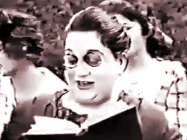 Margaret Joslin in Going! Going! Gone! (1919)
