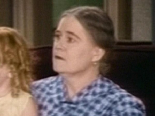 Mary Gordon in Pack Up Your Troubles