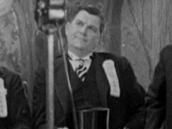 Otto Fries in Pick A Star (1937)