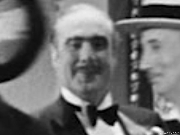 Sydney Jarvis in What A Bozo! (1931)