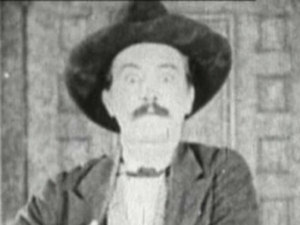 Tyler Brooke in Along Came Auntie (1926)