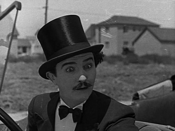 Tyler Brooke in On The Front Page (1926)