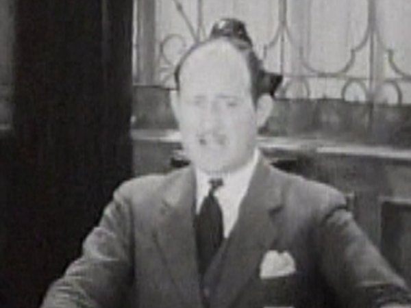 William Gillespie in Fast Work (1930)