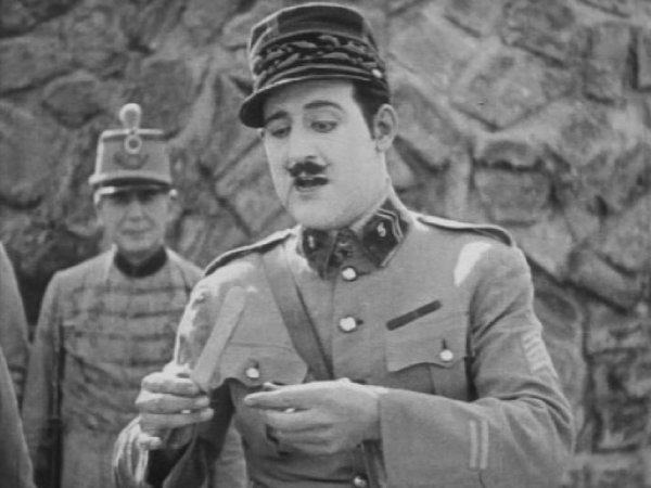 William Gillespie in Under Two Jags (1923)