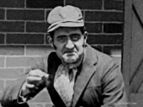 William Gillespie in Dodge Your Debts (1921)