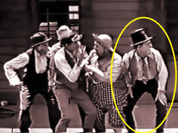 William Gillespie in Going! Going! Gone! (1919)