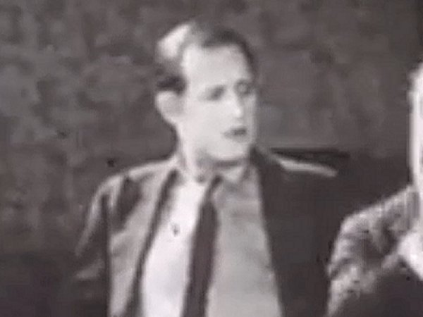 William Gillespie in Light Showers (1922)