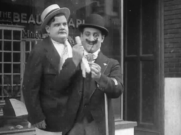 DVD screencapture - Lord Heath - Laurel & Hardy - Another Nice Mess - http://www.lordheath.com/