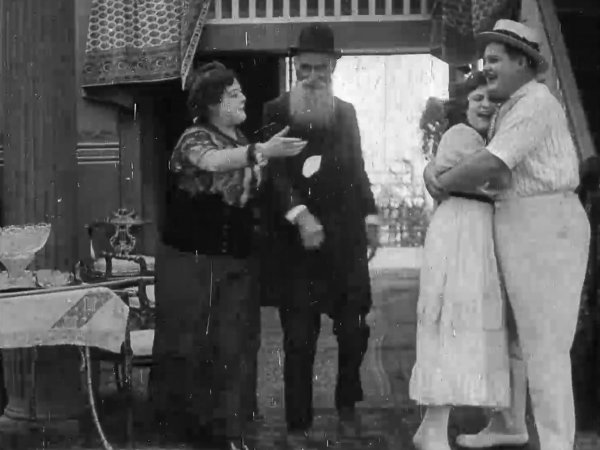 DVD screencapture - Lord Heath - Laurel & Hardy - Another Nice Mess - http://www.lordheath.com/