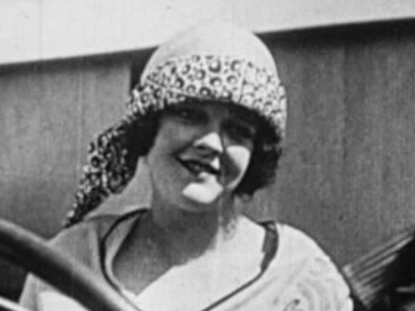 Blanche Mehaffey in Wages Of Tin (1925)