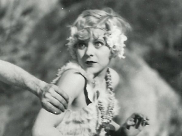 Edna Marion in Flying Elephants (1927) DVD screencapture - Lord Heath - Laurel & Hardy - Another Nice Mess - http://www.lordheath.com/