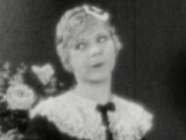 Edna Marion in From Soup To Nuts (1928)